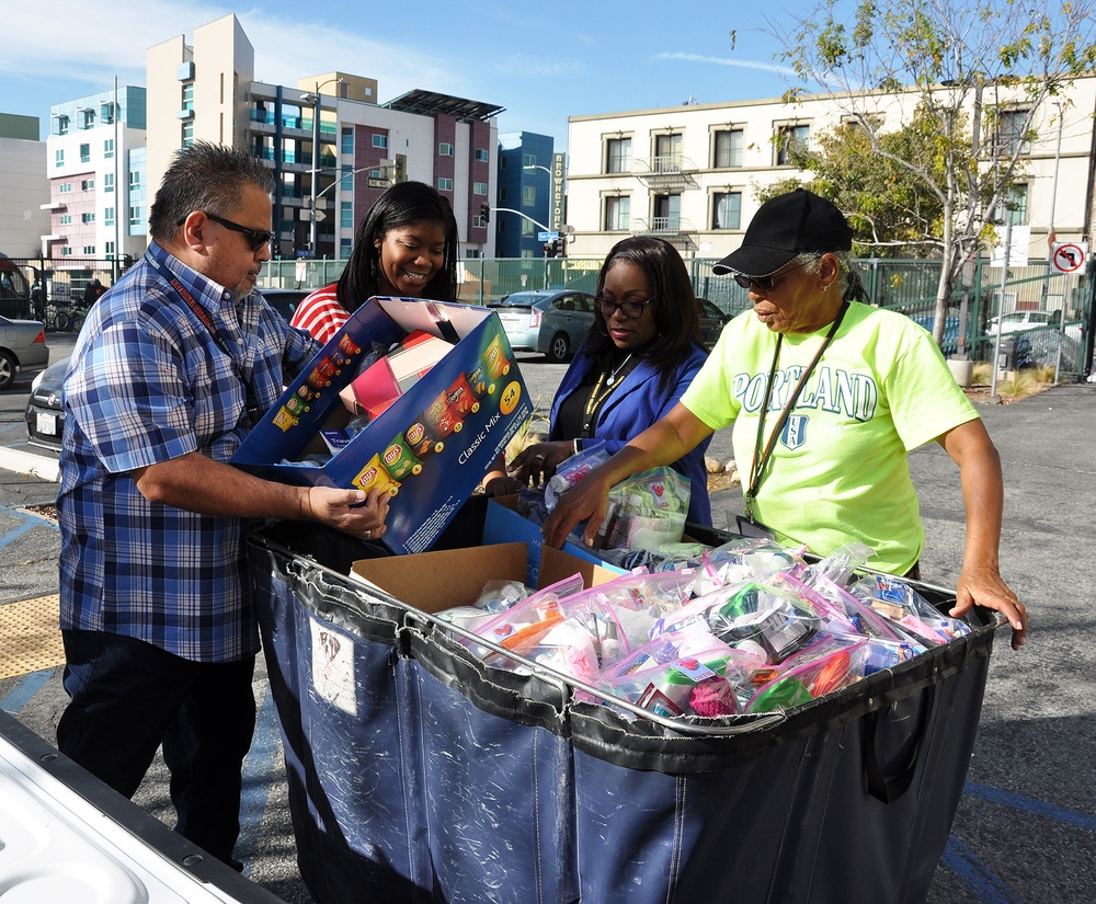 Corps donates toiletries to women’s center in honor of King’s legacy