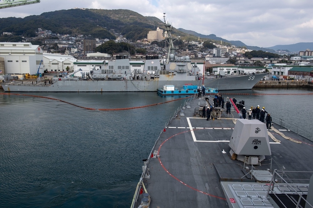 USS Rafael Peralta (DDG 115) and USS Russell (DDG 59) pull into Sasebo