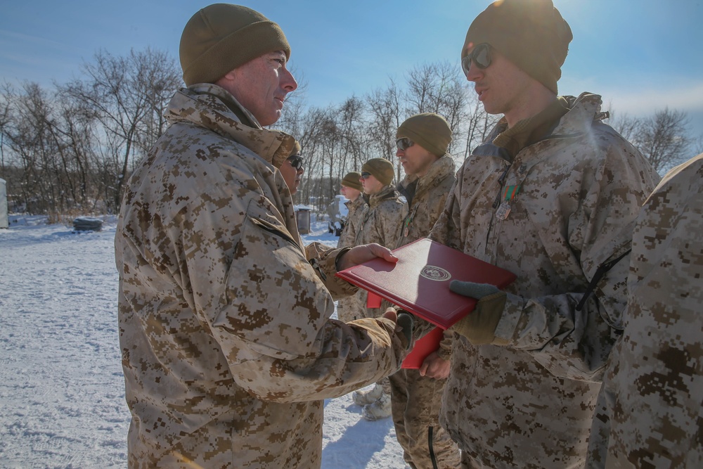 U.S. Marine Col. Perry Awards Marines and Sailor at Northern Viper 2020 U.S. Marine Col. Perry Awards Marines and Sailor at Northern Viper 2020