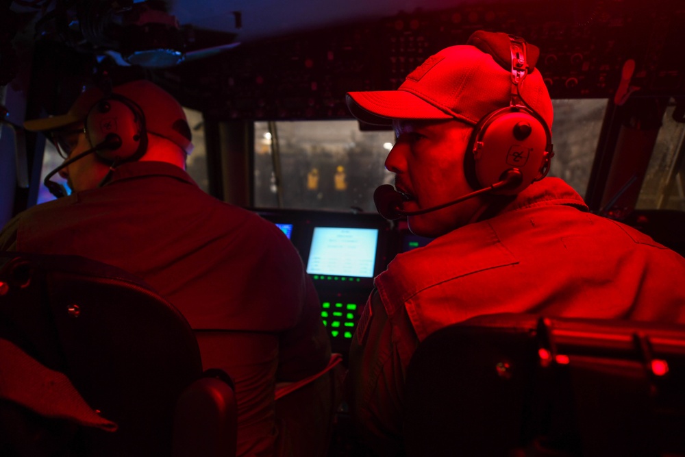 USS Green Bay (LPD 20) LCAC Operations