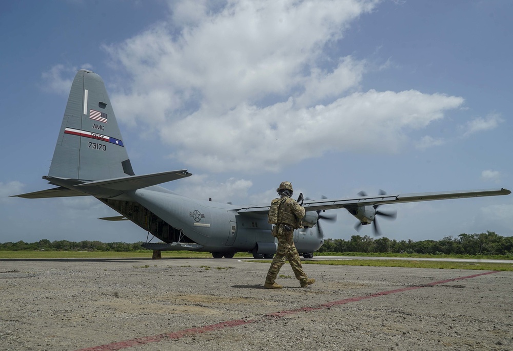 101st Airborne provide security in Kenya