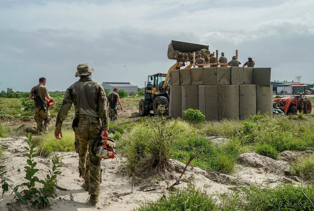 101st Airborne provide security in Kenya