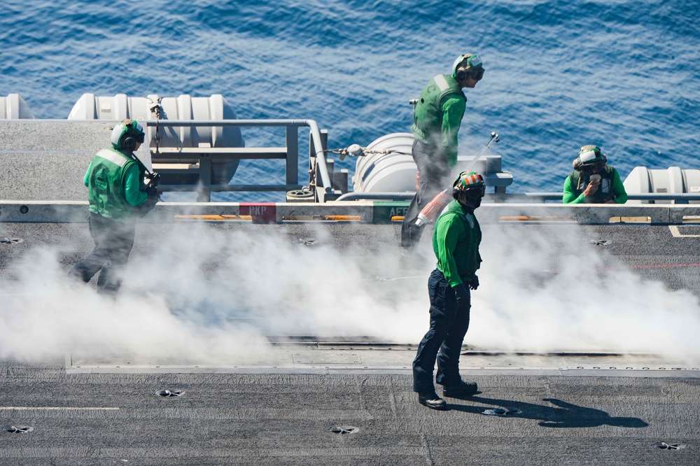 USS Harry S. Truman (CVN 75) transits the Arabian Sea