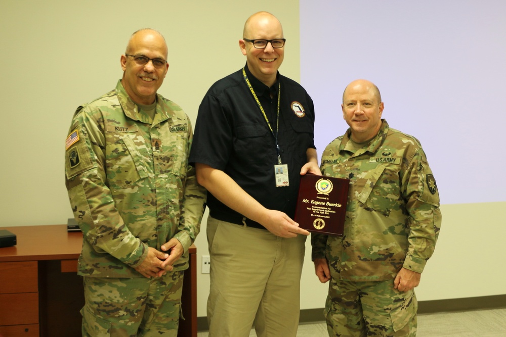 Florida Army Guard Members Attend DSCA Brief