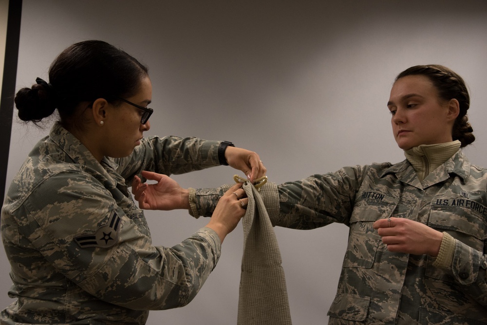 Airmen Teach Self Aid Buddy Care