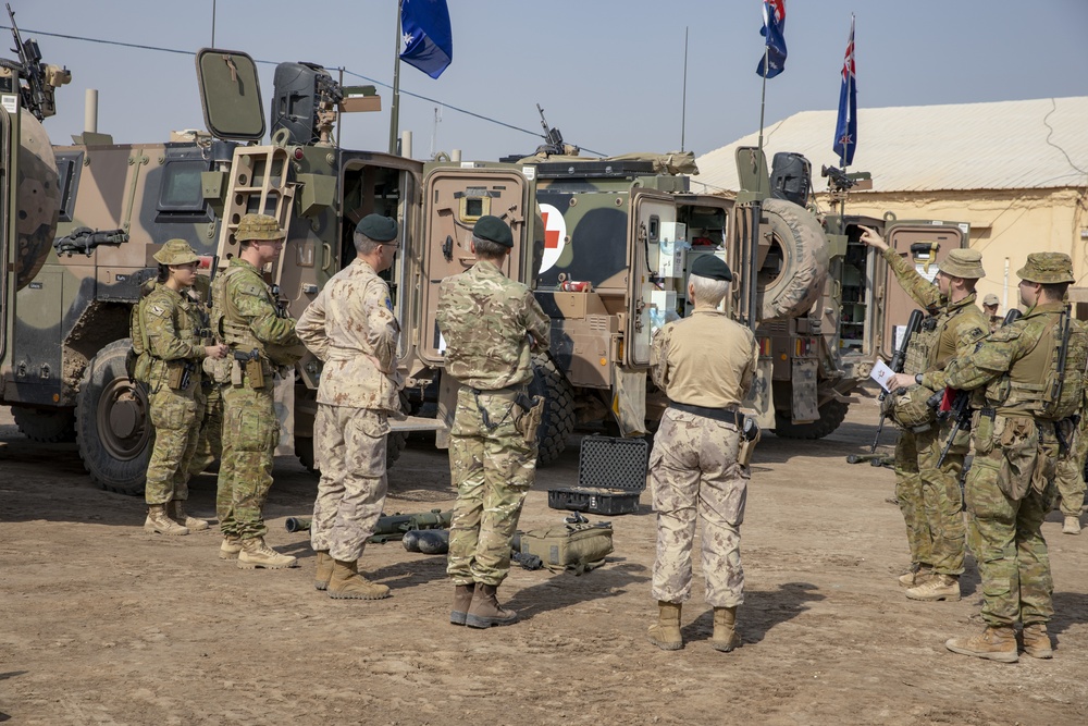 Canadian Major General Jennie Carignan and British Major General Gerald Strickland visit Camp Taji