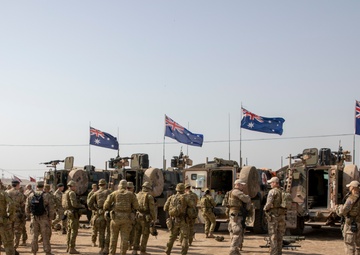 Canadian Major General Jennie Carignan and British Major General Gerald Strickland visit Camp Taji