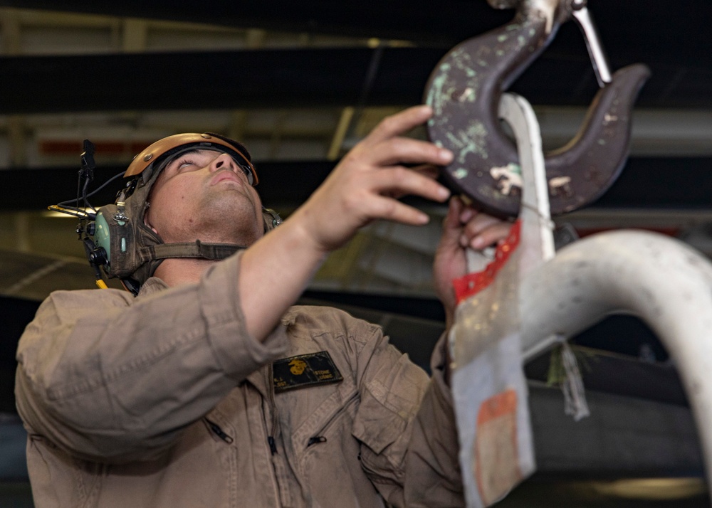 MV-22B Maintenance