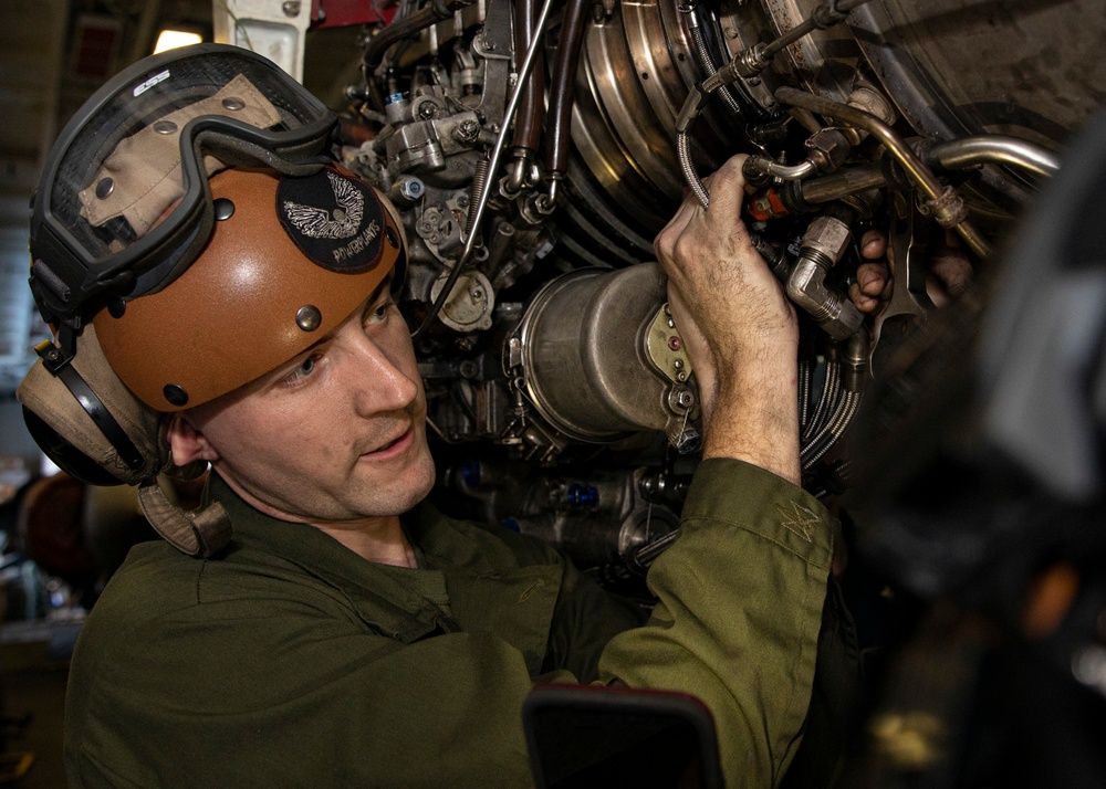 MV-22B Maintenance