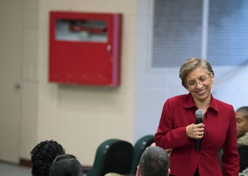 "Live2Lead" at Travis Air Force Base (4 of 4)