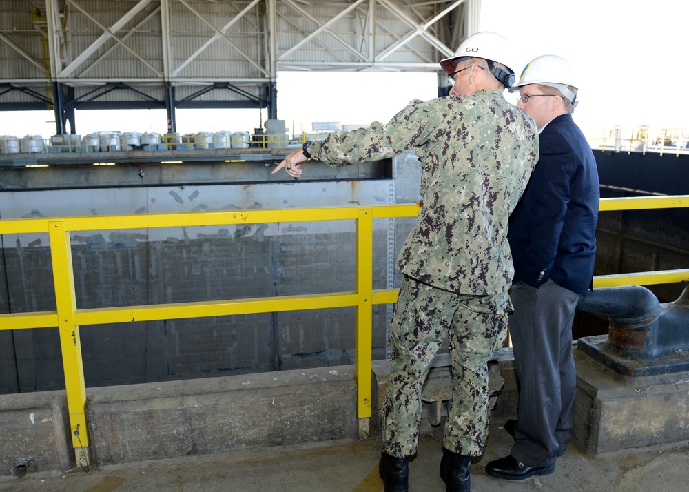 North Dakota Senator's National Security Advisor Visits Kings Bay