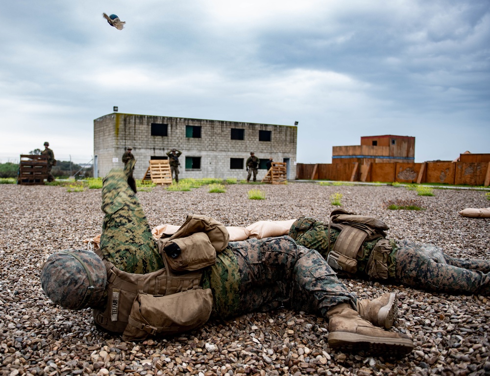 U.S. Marines Conduct Exterior Security Training