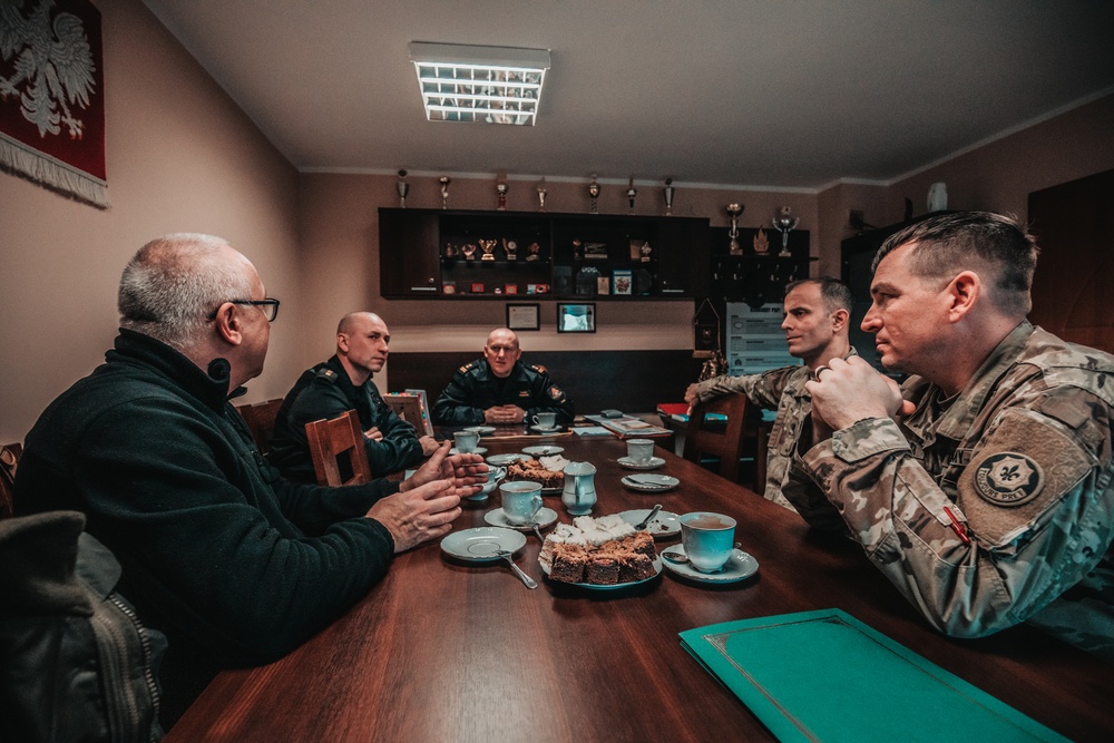 NATO Battle Group Poland leaders recognize local fire fighters