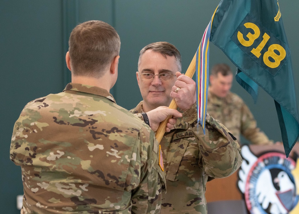 318th Theater Public Affairs Support Element conducts change of command ceremony