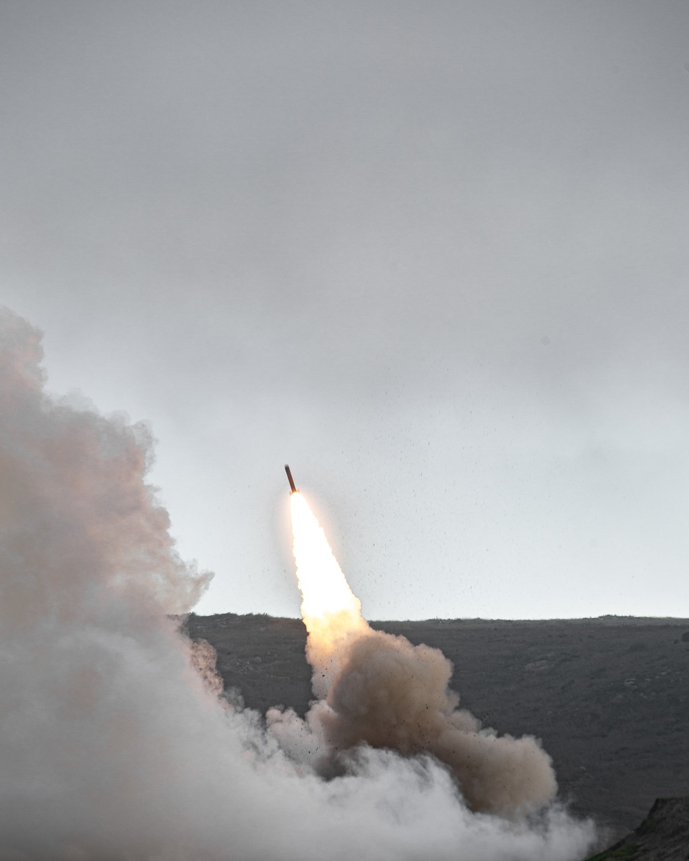 Iron Fist 2020: US Marines with 5/11 Fire Rockets using HIMARS