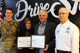 Guardsman's Redmond based employer recognized with Patriot Award