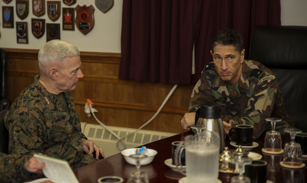 II MEF welcomes Royal Netherlands Marine Corps commandant