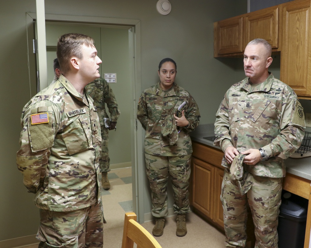 Dvids Images Usarcent Csm Brian Hester Visits 1st Tsc [image 4 Of 7]