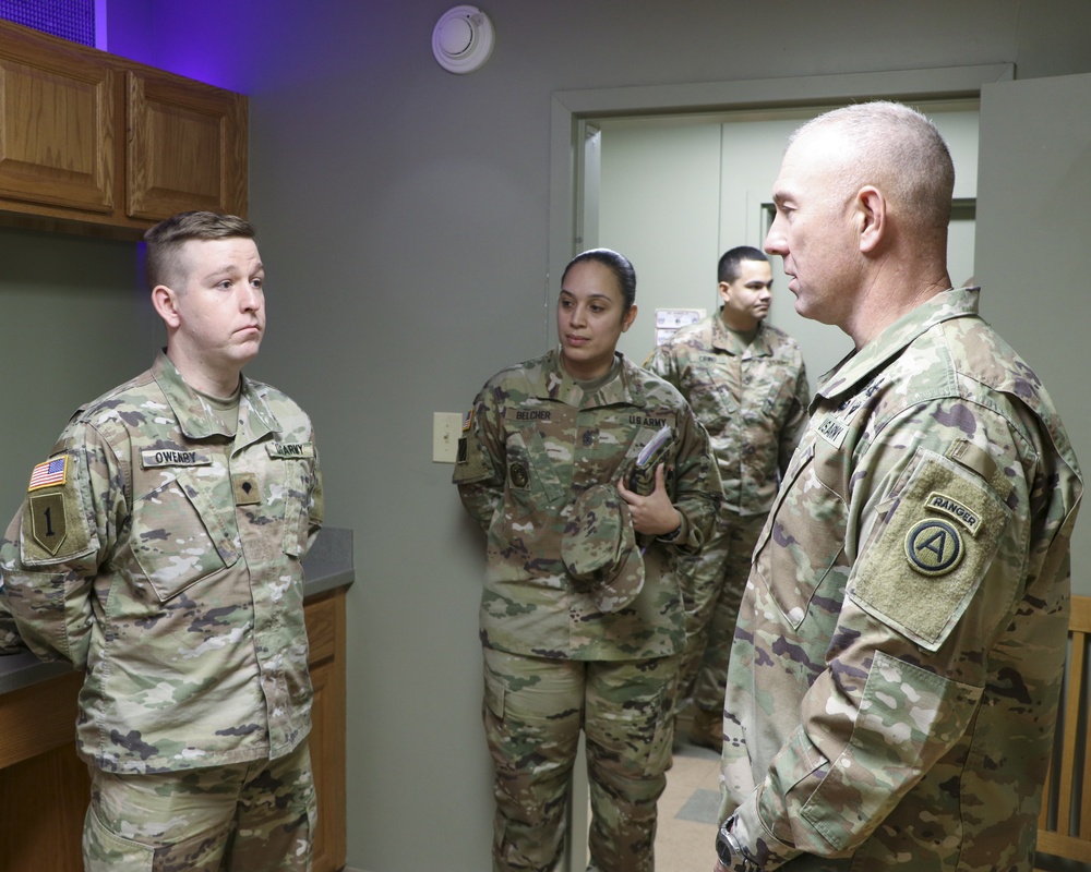 USARCENT CSM Brian Hester Visits 1st TSC