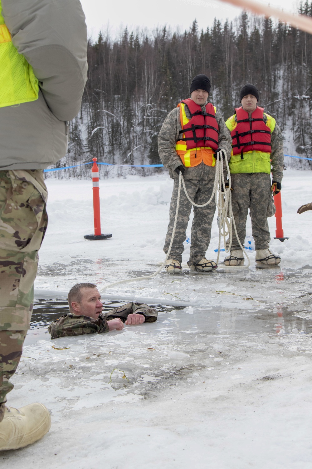 207th Engineer Utilities Detachment implements water immersion training