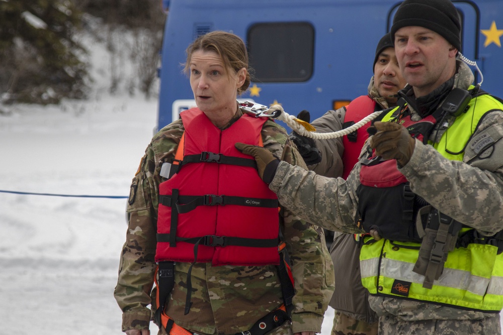 207th Engineer Utilities Detachment implements water immersion training