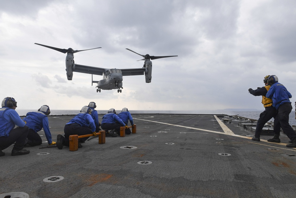 USS Germantown (LSD 42) Daily Photos