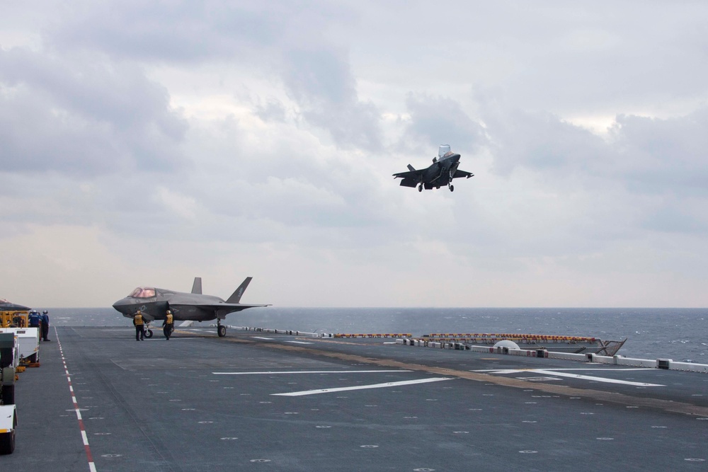 31st MEU Marines conduct Flight Ops aboard the USS America