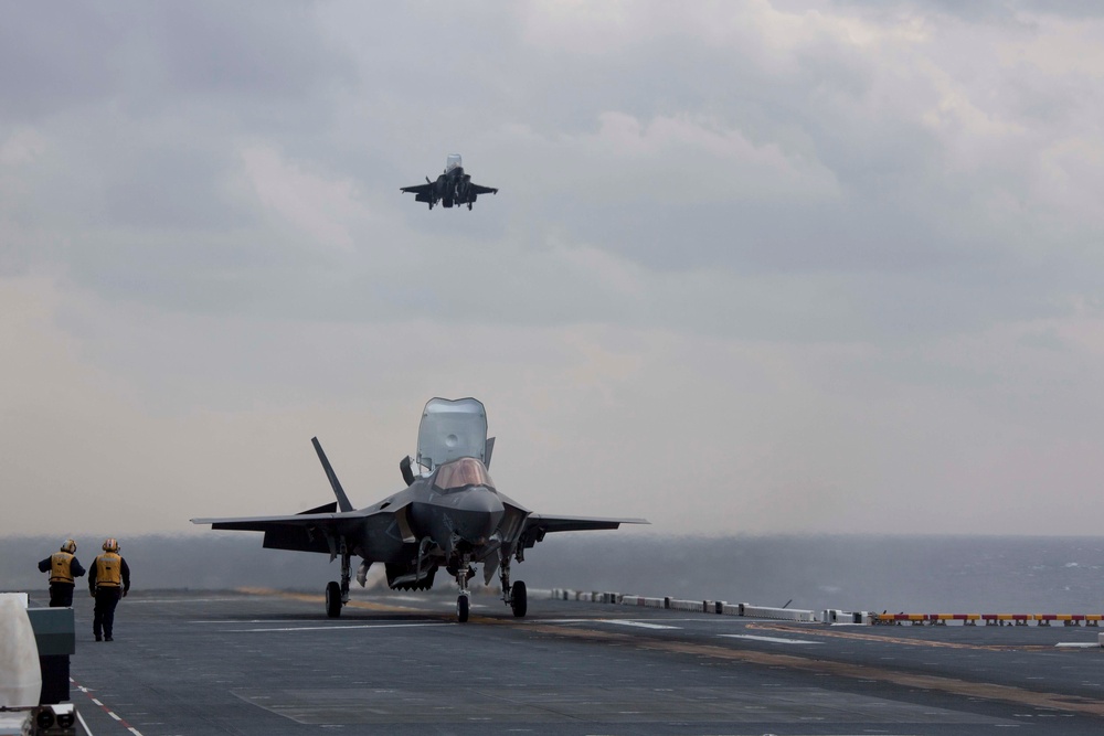 31st MEU Marines conduct Flight Ops aboard the USS America