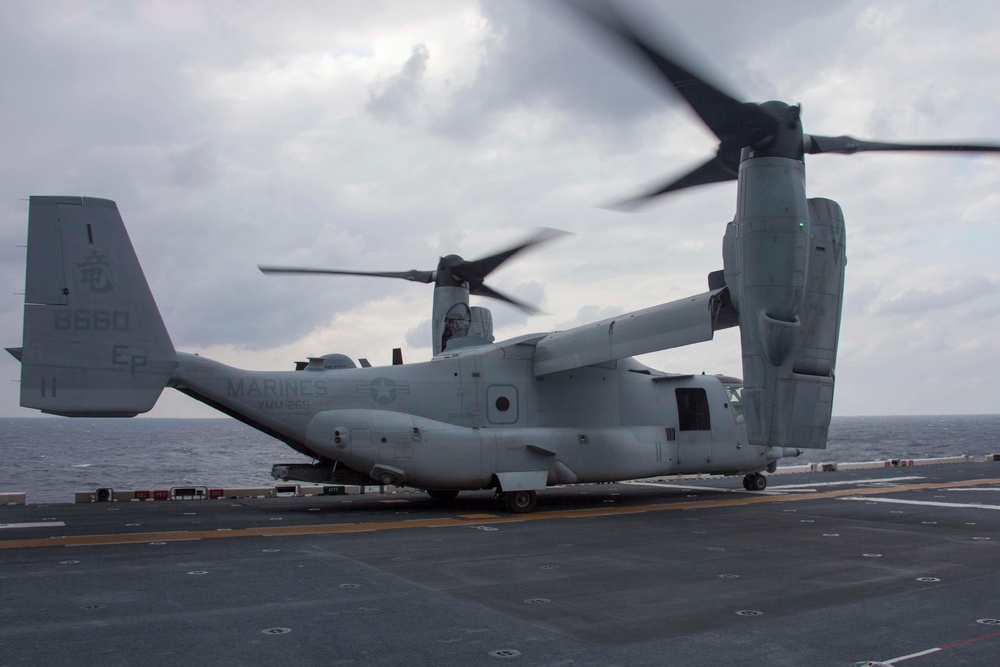 31st MEU Marines conduct Flight Ops aboard the USS America