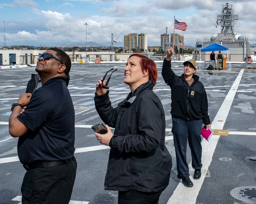 Executive Leadership Development Program tour aboard USS San Diego (LPD 22)