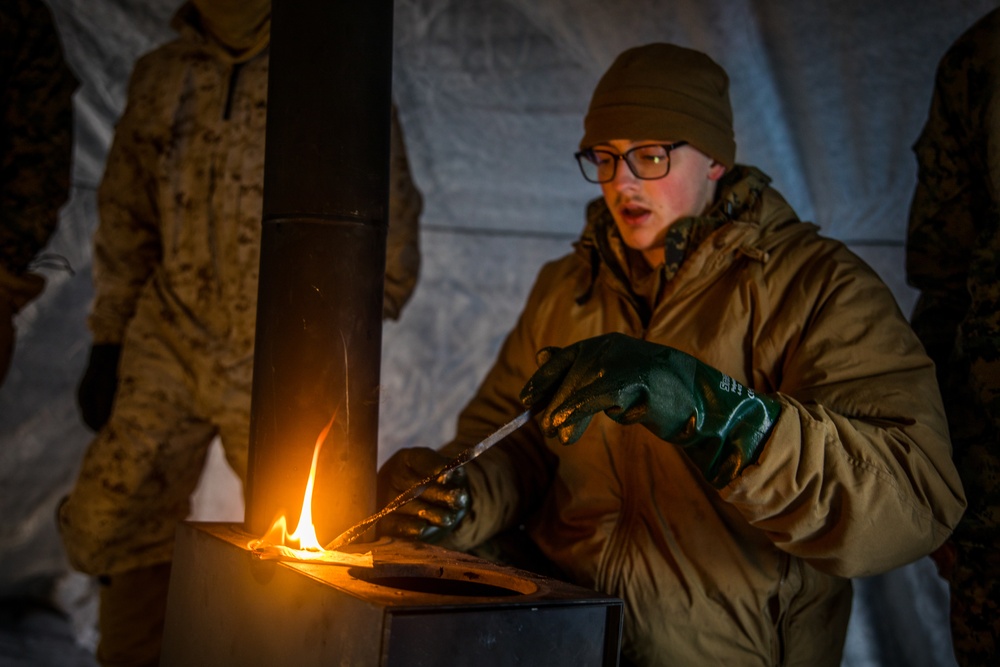 SPMAGTF-AE: Marines participate in cold weather survival training in Alaska