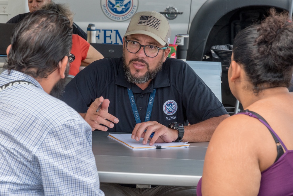 FEMA Mobile Disaster Recovery Center opens in Laras, PR