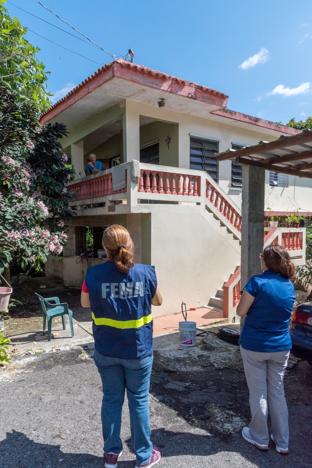 FEMA Teams Canvass Guánica Neighborhoods Following Quake