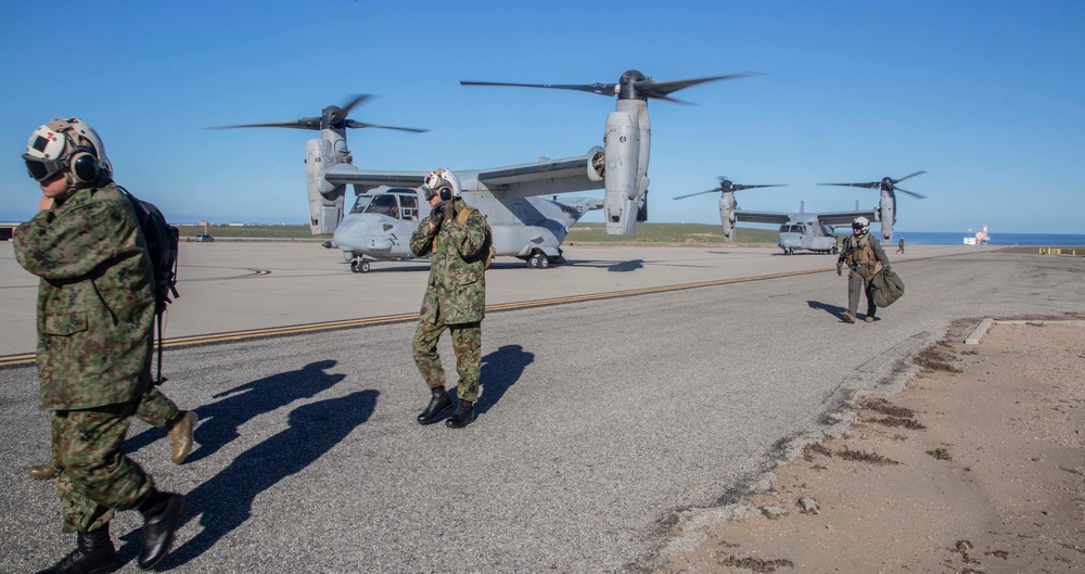 Iron Fist 2020: US Marines and JGSDF soldiers visit SCI for FIREX