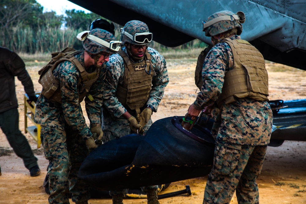 31st MEU establishes a FARP