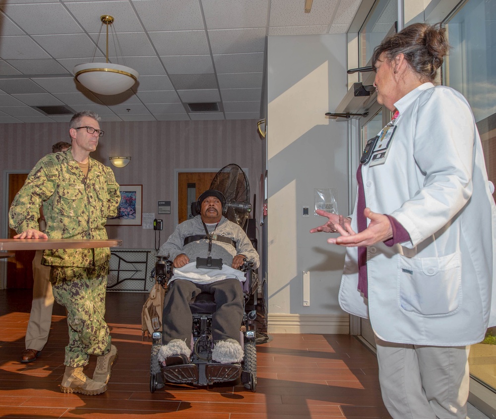 Dvids Images Navy Reservists Visit Hampton Va Medical Center Image