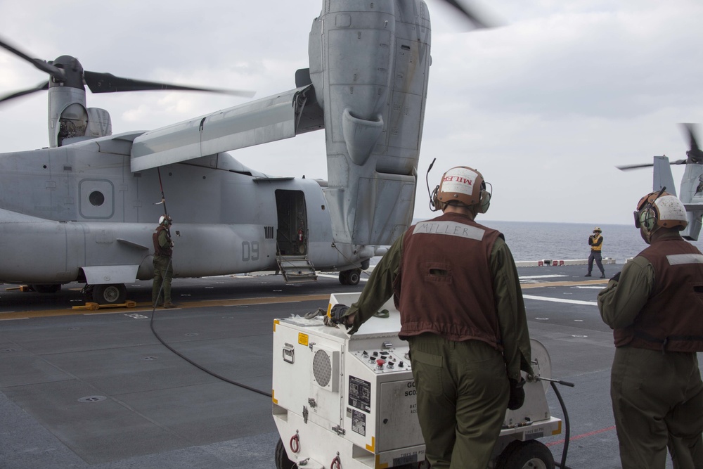 31st MEU Marines conduct flight operations aboard the USS America