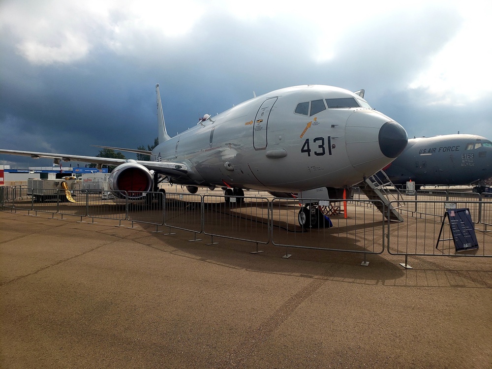 VP-10 Displays the P-8A in Singapore Airshow 2020