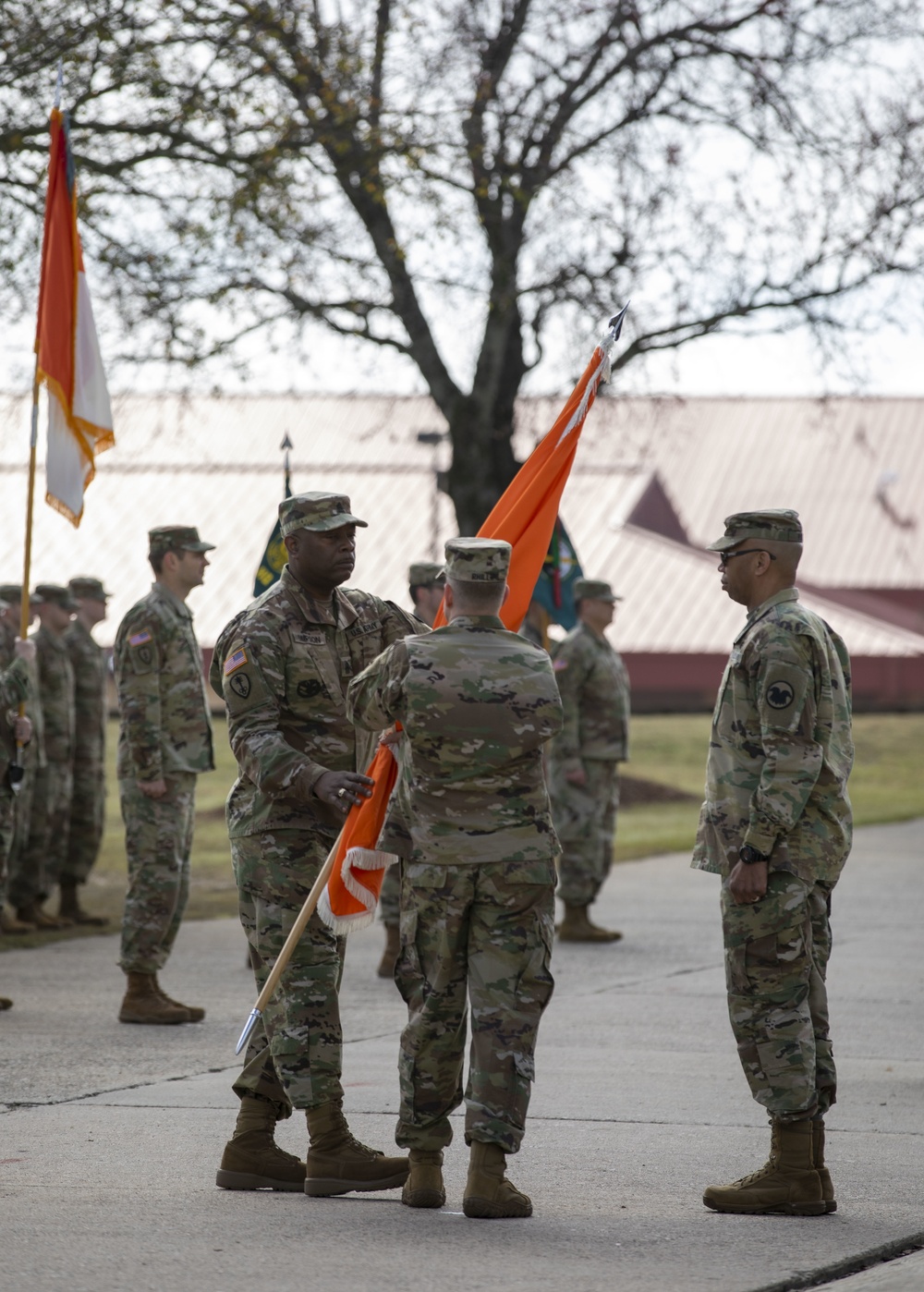 Army Reserve Signal Command Welcomes New Leader
