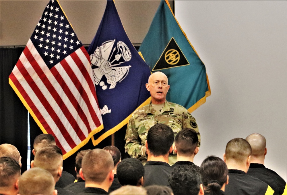 Chief of Army Reserve holds official visit to Fort McCoy
