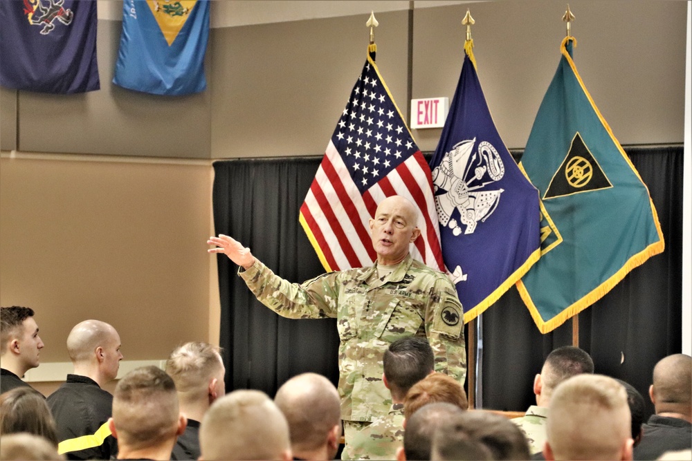 Chief of Army Reserve holds official visit to Fort McCoy