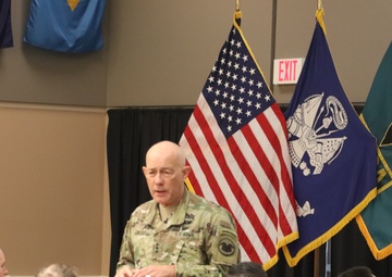 Chief of Army Reserve holds official visit to Fort McCoy