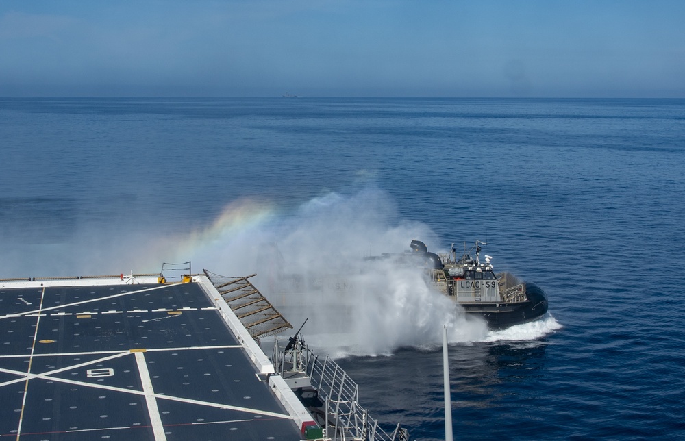 USS Portland Conducts LCAC Operations During Iron Fist 2020