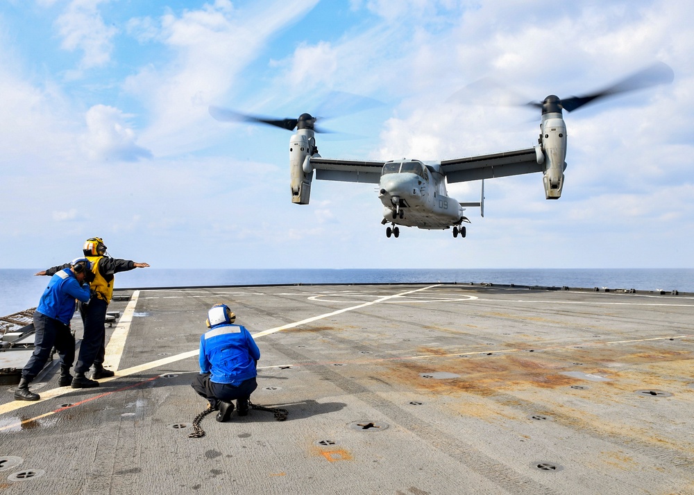 USS Germantown (LSD 42) Flight Ops