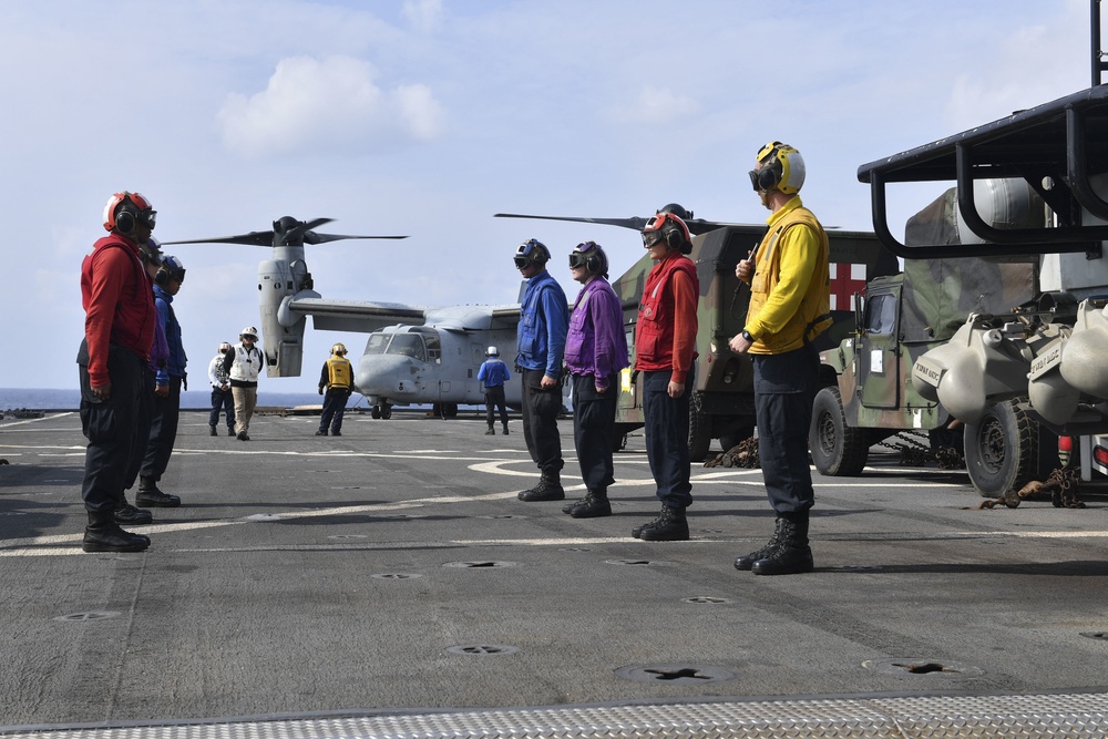 USS Germantown (LSD 42) Flight Ops