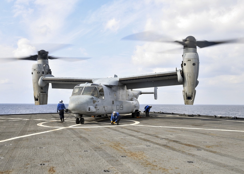 USS Germantown (LSD 42) Flight Ops