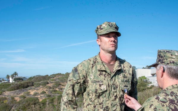 EODMU 11 Sailor is Awarded Silver Star Medal