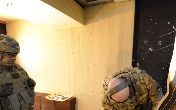 HQ RRC-FR Officer qualifies in Chièvres, Belgium