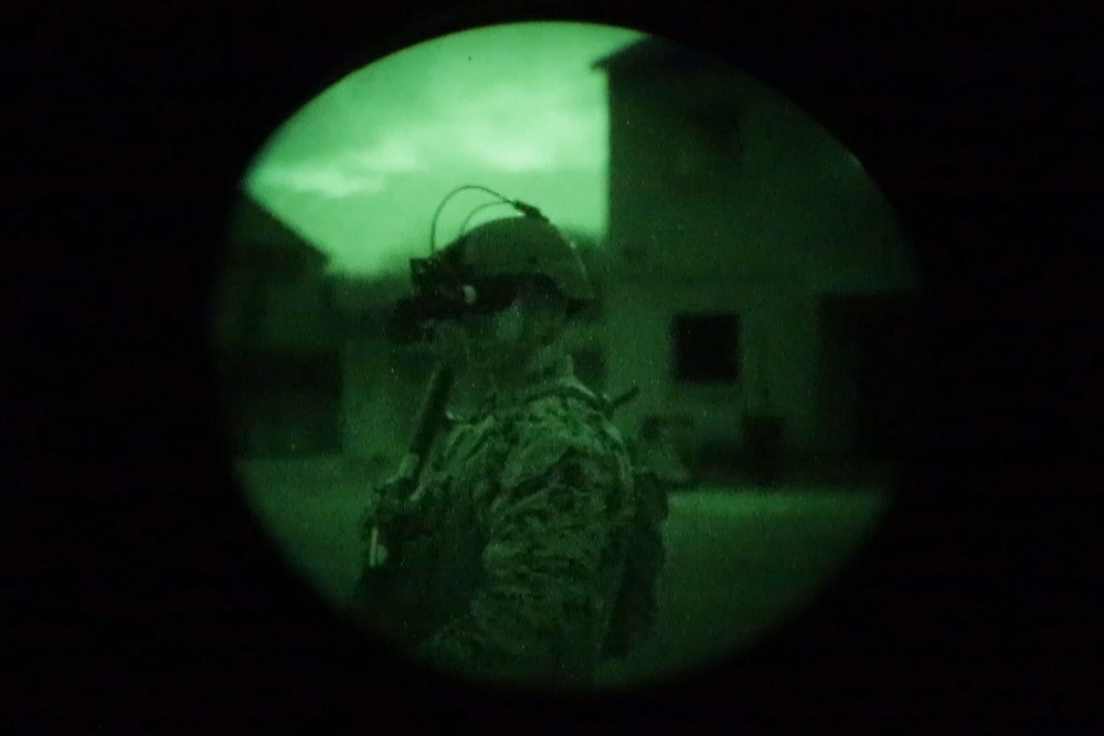 DVIDS - News - Marines test new night vision goggles in realistic