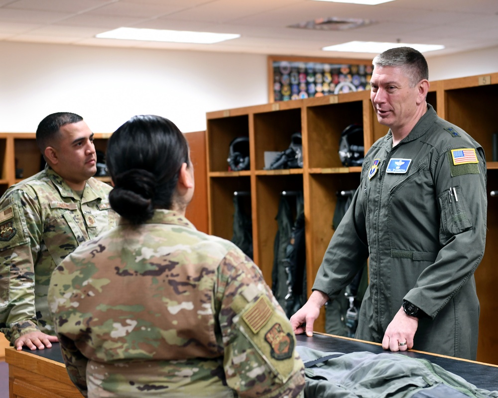 AETC operations and communications director learns about Gunfighter operations